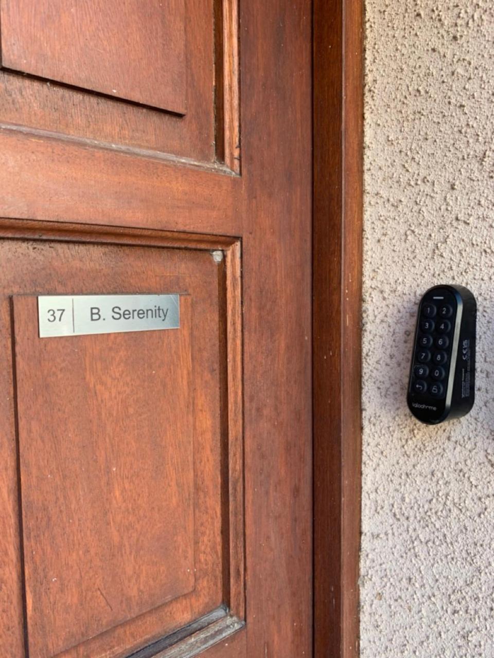 Bali Serenity Balneo Et Lit Rond Lagnieu Eksteriør bilde